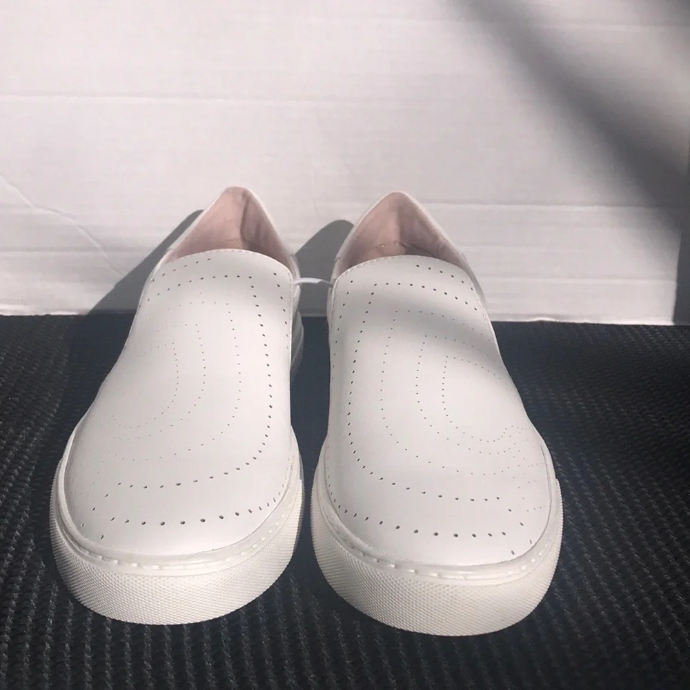🆕Kate Spade Perforated Leather Slip Ons